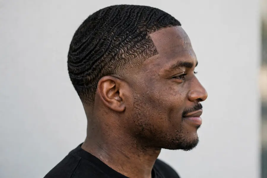mid taper fade with 360 waves pattern